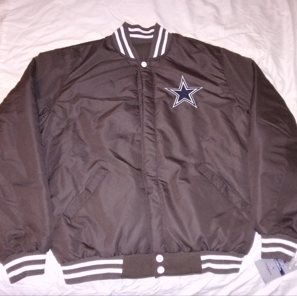 Dallas Cowboys Reverseable Varsity Jacket - Picture 2 of 3